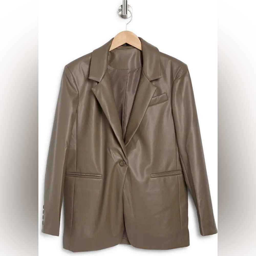 NWT RDI Oversized Faux Leather Blazer Taupe
